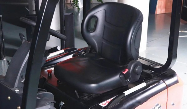 3 wheel electric forklift REGO CPD20TV8 - 2t.