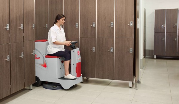Подопочистваща машина REGO Comac Innova 55B