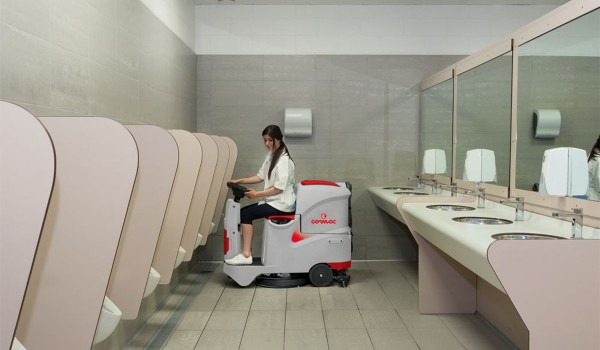Подопочистваща машина REGO Comac Innova 55B