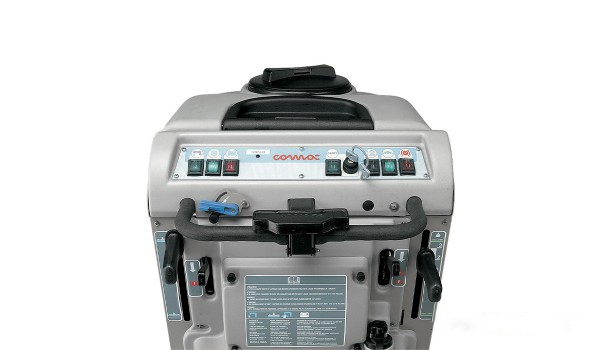 Scrubbing machine REGO Comac Omnia
