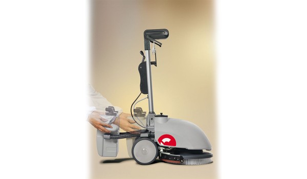 Подопочистваща машина REGO Comac Vispa 35